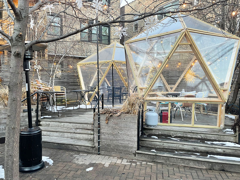 Andersonville restaurant welcomes outdoor diners to winter igloos